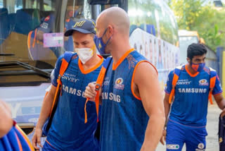 IPL 2021: Mumbai Indians arrange chartered flights to send their players back home; offers other IPL franchises as well