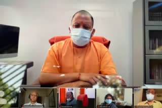 कोरोना संक्रमण से रोकथाम के लिए CM योगी ने सलाहकार समिति के साथ की बैठक