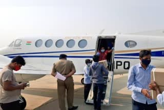 gwalior latest news  corona case in gwalior  gwalior corona update  remdecivir injection gwalior  plain crashed at gwalior  gwalior airport  plain crashed news gwalior  ग्वालियर न्यूज  ग्वालियर में कोरोना केस  ग्वालियर कोरोना अपडेट  ग्वालियर में प्लेन क्रैश  ग्वालियर प्लेन क्रैश  ग्वालियर में रेमडेसिविर इंजेक्शन  ग्वालियर आक्सीजन किल्लत  ग्वालियर एयरपोर्ट  ഗ്വാളിയറിൽ റെംഡിസിവിര്‍ മരുന്നുമായി വന്ന വിമാനം തകർന്നു വീണു  ഭോപ്പാൽ