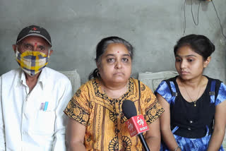 Dhule woman overcome from corona