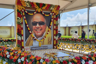 cm stalin homage at karunanidhi anna periyar memorial