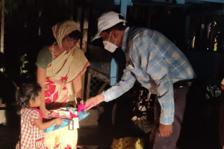 Humanitarian work by a officer in Gangavati