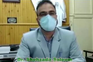 Dr Muhammad Salim Khan HoD, Community Medicine GMC Srinagar saying that double mutant strain is highly infectious and staying home is better to prevent further spread.