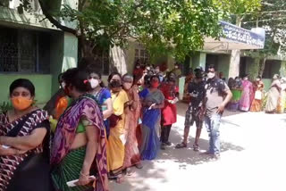 heavy que at kurnool vaccination center