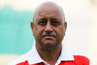 MK Kaushik