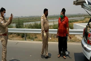 Karnal: Due to Corona, strict police surveillance along the border with Uttar Pradesh