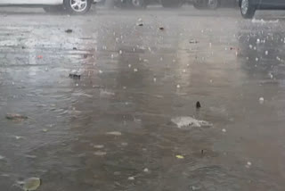 heavy rain and hailstorm in noida