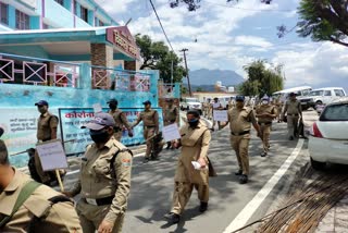 Police conduct flag march to observe lockdown