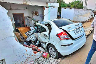 Three people died, Three people died in road accidents, Three people died in road accidents in Prakasham, Prakasham crime news, Prakasham accidents news, ಮೂರು ಜನ ಸಾವು, ರಸ್ತೆ ಅಪಘಾತದಲ್ಲಿ ಮೂರು ಜನ ಸಾವು, ಪ್ರಕಾಶಂ ಜಿಲ್ಲೆಯಲ್ಲಿ ರಸ್ತೆ ಅಪಘಾದಲ್ಲಿ ಮೂರು ಜನ ಸಾವು, ಪ್ರಕಾಶಂ ಅಪರಾಧ ಸುದ್ದಿ, ಪ್ರಕಾಶಂ ಅಪಘಾತ ಸುದ್ದಿ,