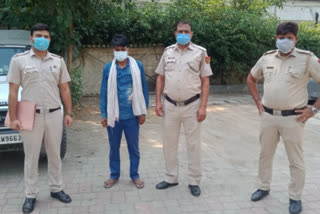 delhi police arrested 1 accused from rajasthan who cheated woman