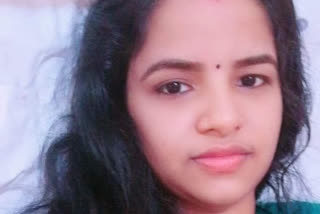 nurse dies due to covid  ഒമാനിൽ നഴ്സ് കൊവിഡ് ബാധിച്ച് മരിച്ചു  കൊവിഡ് ബാധിച്ച് മരിച്ചു  കൊവിഡ്  covid  കോഴിക്കോട്