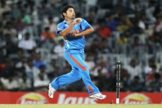 indian-spinner-piyush-chawla-father-pramod-kumar-chawla-passes-away-due-to-covid-19