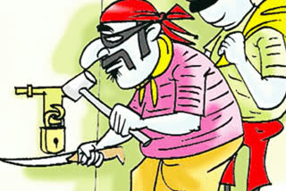 Robbery in Kotwal's house