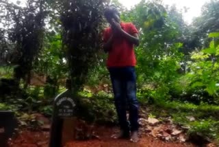 A hindu man goes to his foster muslim mother's grave at mosque every friday