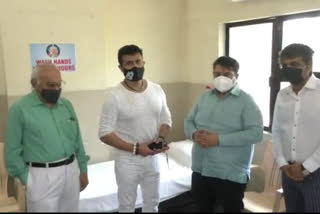 sonu nigam inaugurated quarantine center at mulund