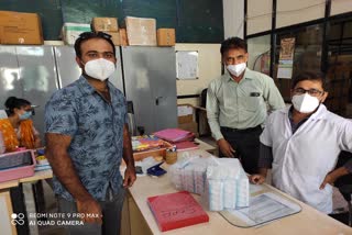 જૂનાગઢના સેવાભાવી યુવાનોએ કરી સિવિલ હોસ્પિટલના દર્દીઓને દવા અને ઇન્જેક્શનની સહાય