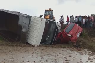 নানুরে পথ দুর্ঘটনায় মৃত দুই