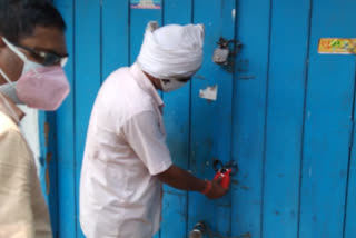 eight shops sealed due to not following the lockdown guideline in Danapur