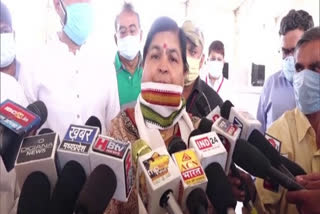 'Perform yagna, COVID third wave won't touch India': MP Minister Usha Thakur  MP Minister Usha Thakur  മധ്യപ്രദേശ് സാംസ്കാരിക മന്ത്രി  ഉഷാ താക്കൂർ  യജ്ഞ ചികിത്സ  കൊവിഡ്  COVID  COVID third wave  കൊവിഡിന്‍റെ മൂന്നാം തരംഗം