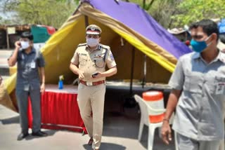 cp-mahesh-bhagwat-inspects-lockdown-situation-in-uppal