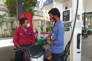 petrol price reaches hundred rupees per liter in gwalior