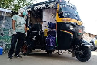 Autorickshaw with oxygen cylinder free of cost: meet the oxygen man of Nagpur