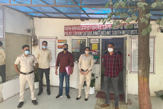 safdarjung police arrested two accused in oxygen fraud