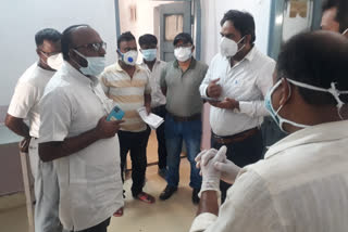 Former MLA Rajkumar Yadav inspected CHC