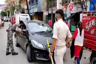 traffic department got black glass removed from vehicles in bokaro