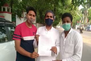 वसीम रिजवी के वायरल ऑडियो को लेकर युवक ने लखनऊ कमिश्नर को दिया शिकायती पत्र