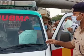 noida traffic police pasted the list of fare on ambulance