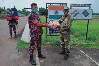 Security personnel exchanges Eid greetings at Indo-Bangladesh border