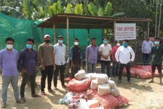 Food relief distributed at na-khat gaon containment zone