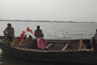 dead bodies in ganga of bhojpur