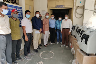 Maheshwari family donated 7 oxygen concentrators in morena
