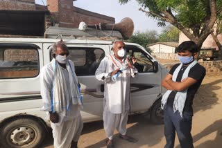 कोरोना संक्रमण,  गांवों में कोरोना, Sarpanch aware,  Corona infection, Sanitization and Mask Distribution, Bassi Jaipur News