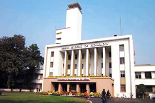 due to corona situation IIT Kharagpur closed till 23rd may