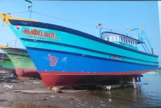 missing fishers found  boat accident near lakshadweep  lakshadweep boat accident  toute cyclone  ലക്ഷദ്വീപ് ബോട്ട് അപകടം  ലക്ഷദ്വീപ് ബോട്ട് അപകടം വാർത്ത  കാണാതായ മത്സ്യത്തൊഴിലാളികളെ കണ്ടെത്തി