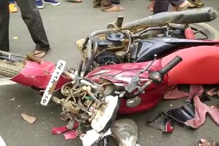 young-man-died-in-road-accident-in-deoghar