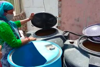 people facing water problem in rajokari village of delhi