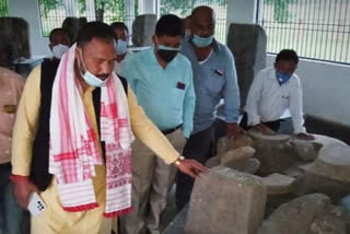 Minister Bimal Bora visited Muwamoriya Than