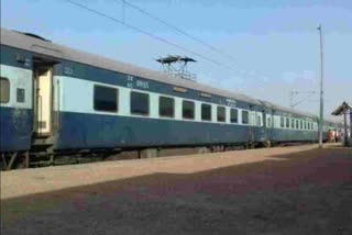 change-the-time-of-trains-during-the-monsoon-period-from-10-june-to-31-october