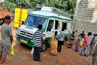 indira-canteen-serving-free-food-for-people