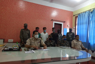 three-smugglers-arrested-with-147-kg-illegal-doda-in-seraikela