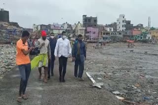 Aslam Sheikh inspects tauktae cyclone damage