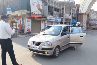 police action against corona curfew violators in rampur