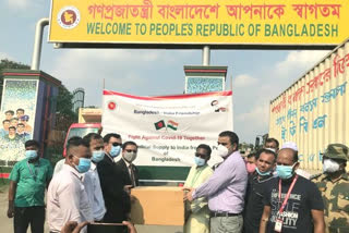 Bangladesh sends the second consignment of medical aid to India