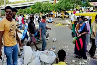 Farmers threw flowers