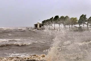 Tauktae Cyclone in Gujarat