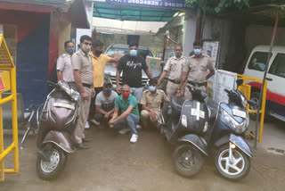 Kotla Mubarakpur police arrested Illicit liquor smuggler